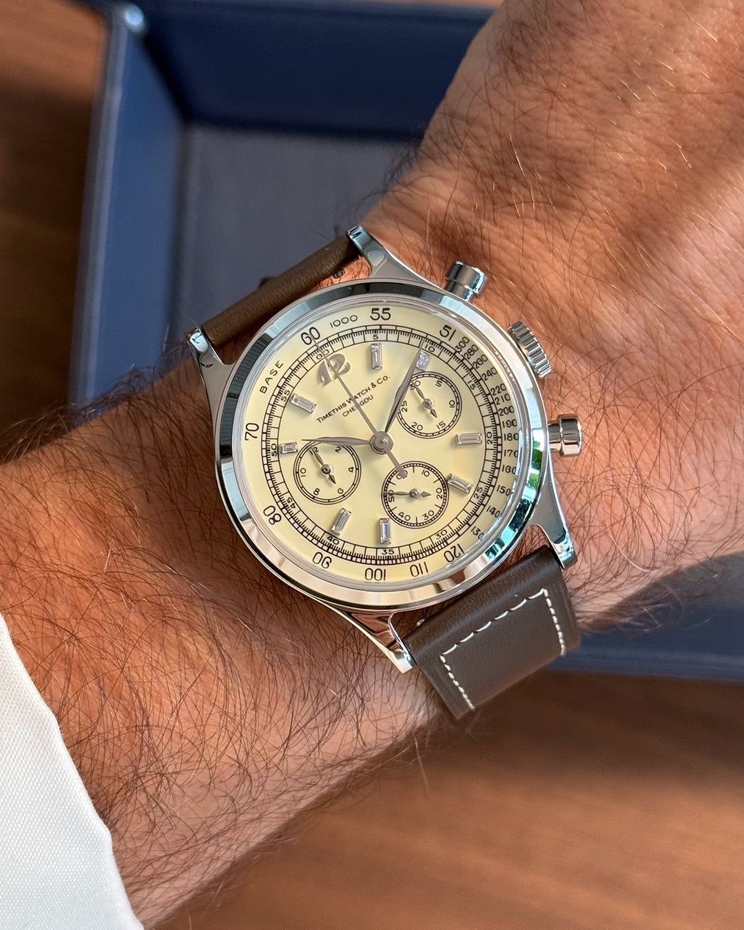 Vintage Chrono - Creame Diamonds