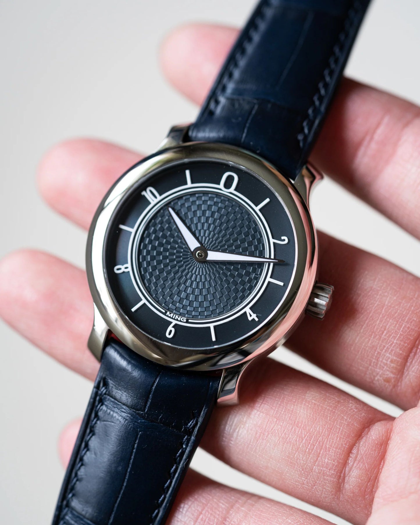 Matte Navy Alligator Signature Curved Strap