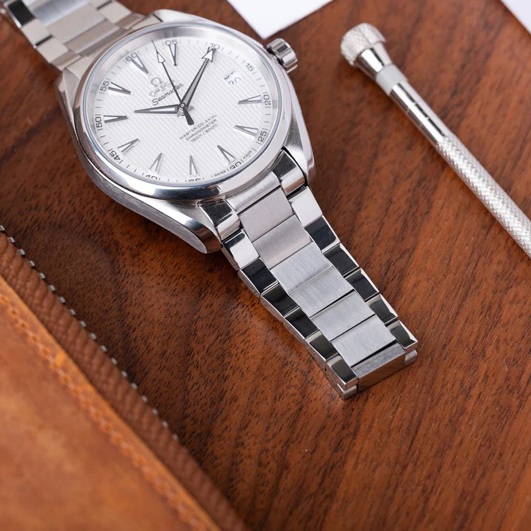 Contemporary Flat Link Bracelet - Omega (Pre 2021)