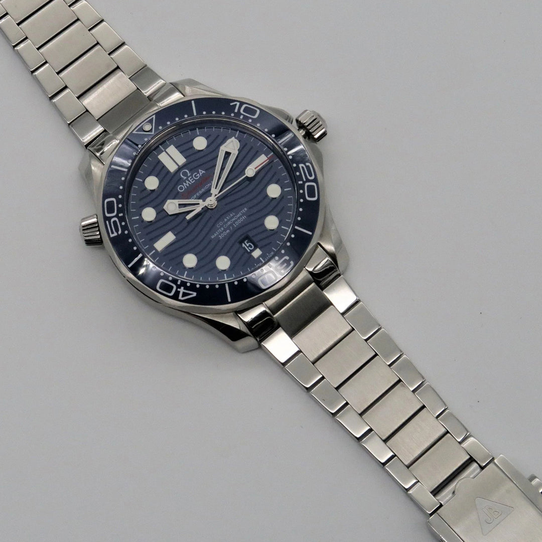 Contemporary Flat Link Bracelet - Omega (Post 2021)