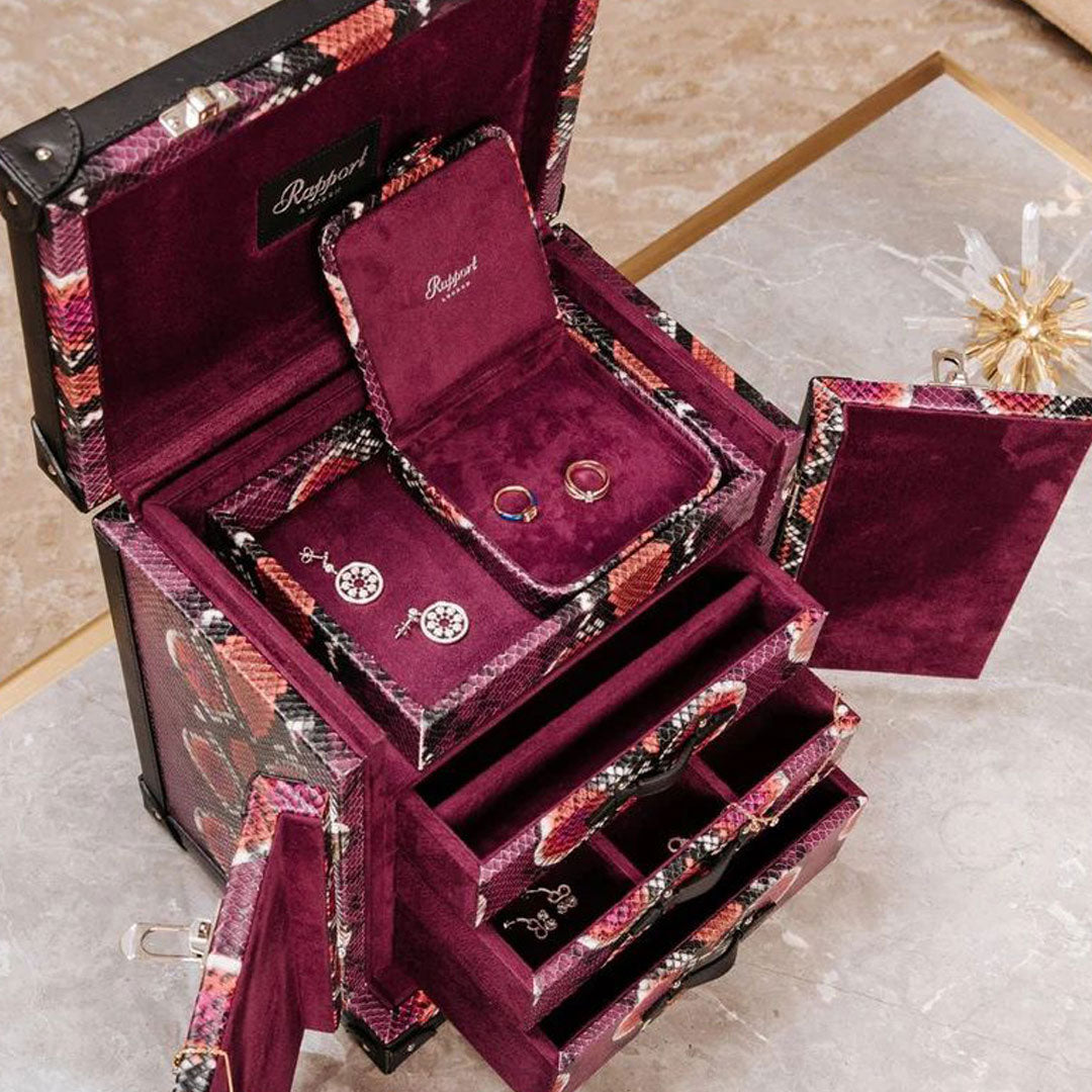 Amour Deluxe Jewellery Trunk