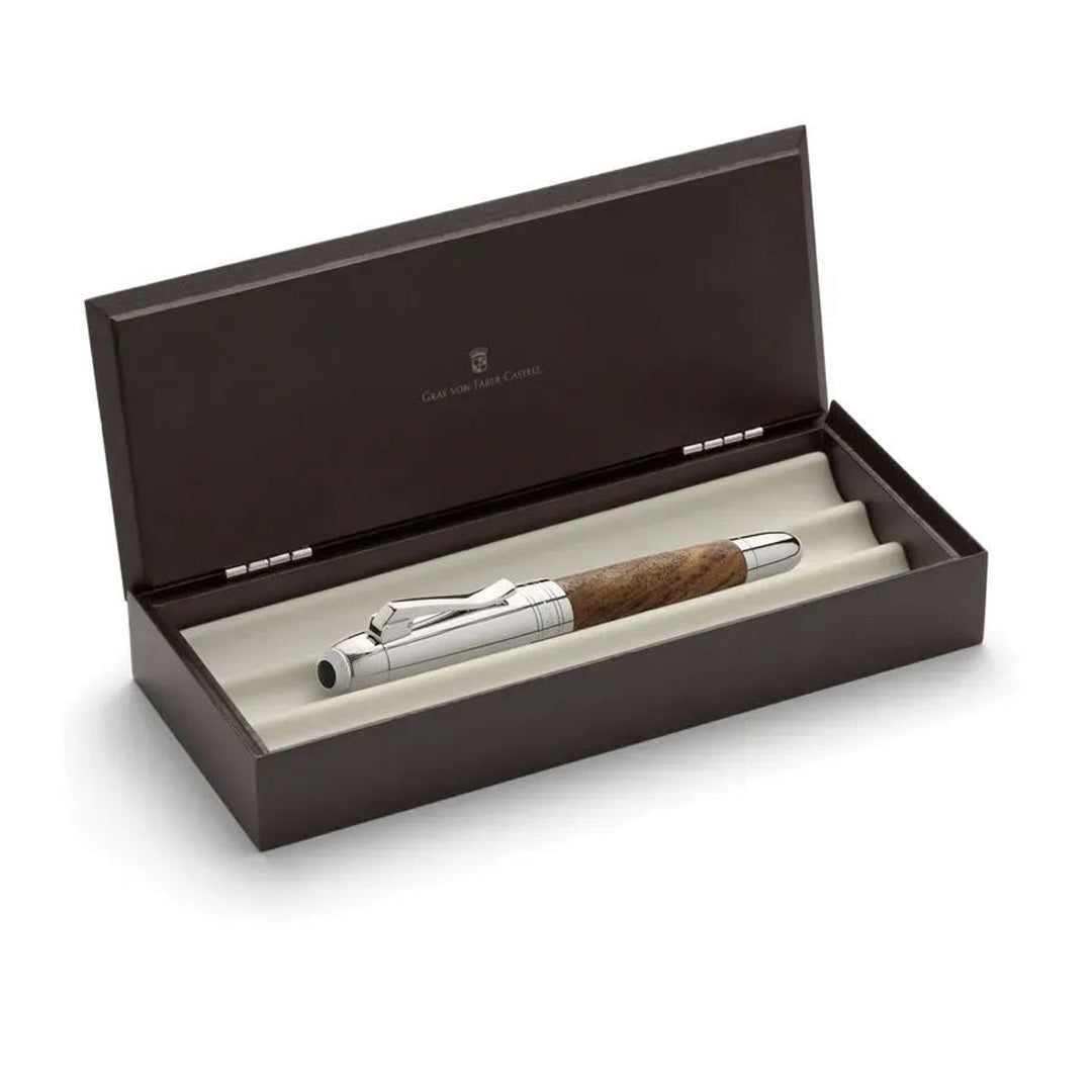 Fountain Magnum Fountain Pen