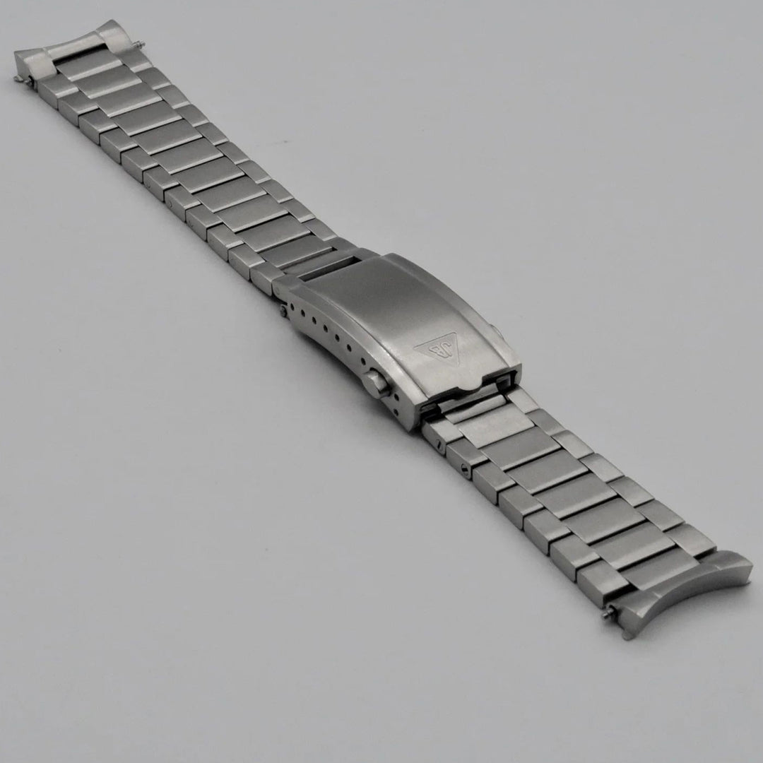 Contemporary Flat Link Bracelet - Omega (Pre 2021)
