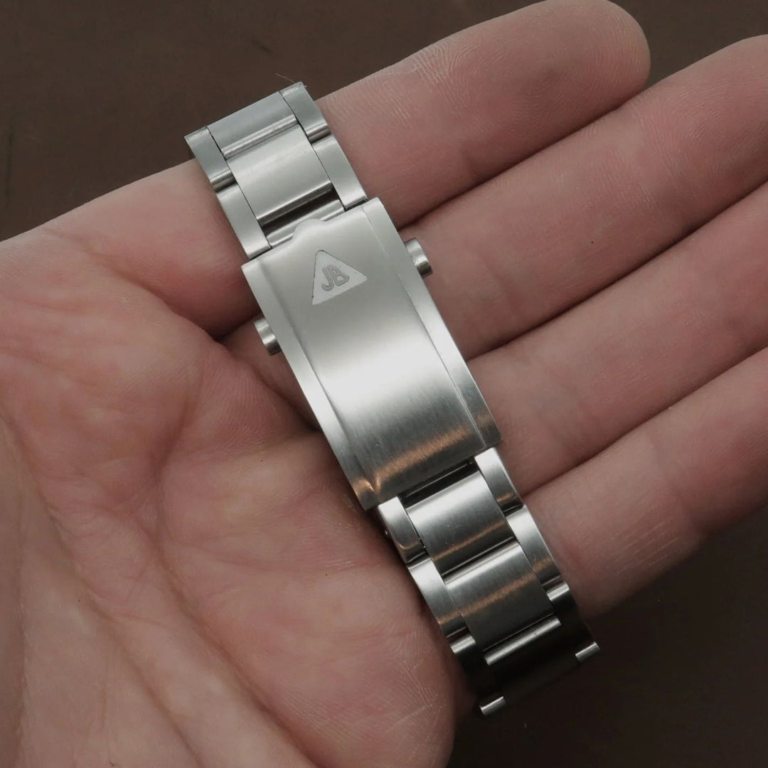 Model O - Omega Speedmaster