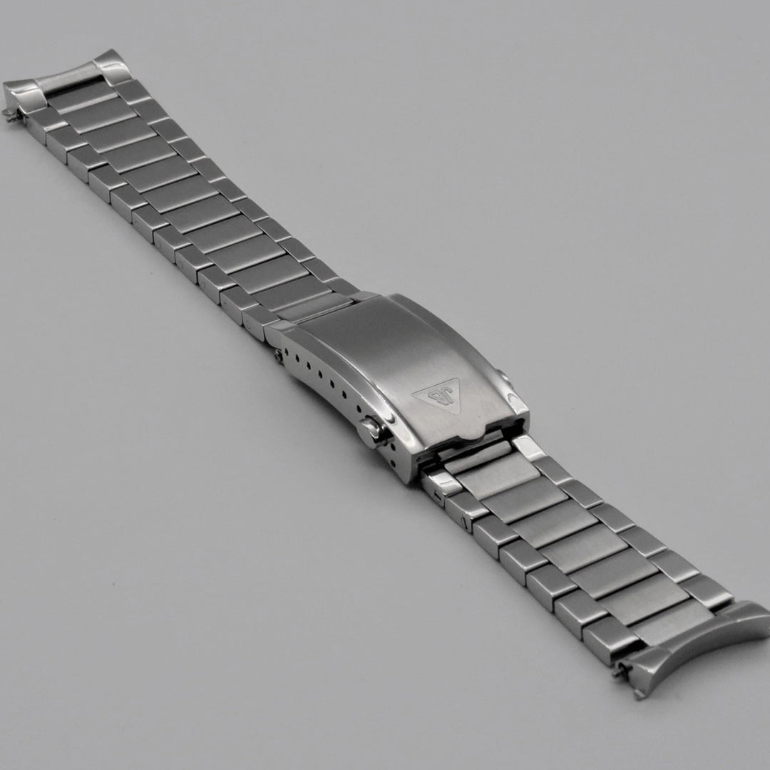 Contemporary Flat Link Bracelet - Omega (Post 2021)