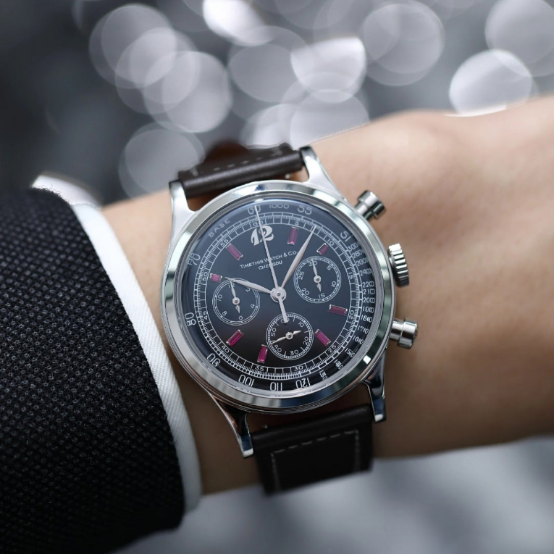 Vintage Chrono Black- Ruby