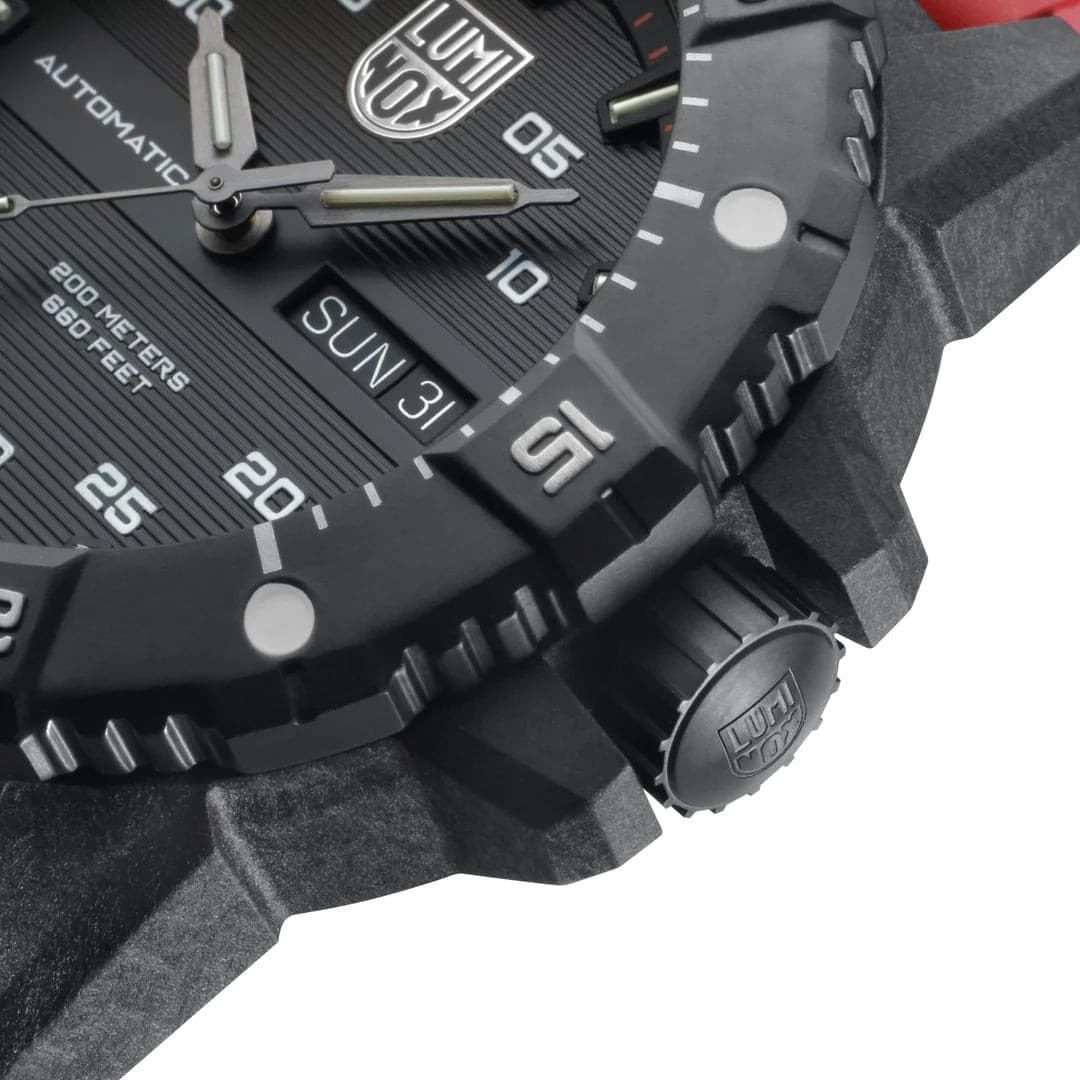 Master Carbon Seal by Luminox | Time Keeper.