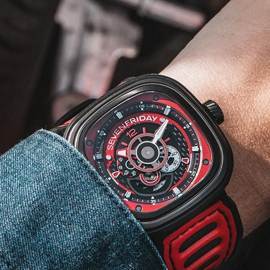 P3C-04 "RED CARBON"