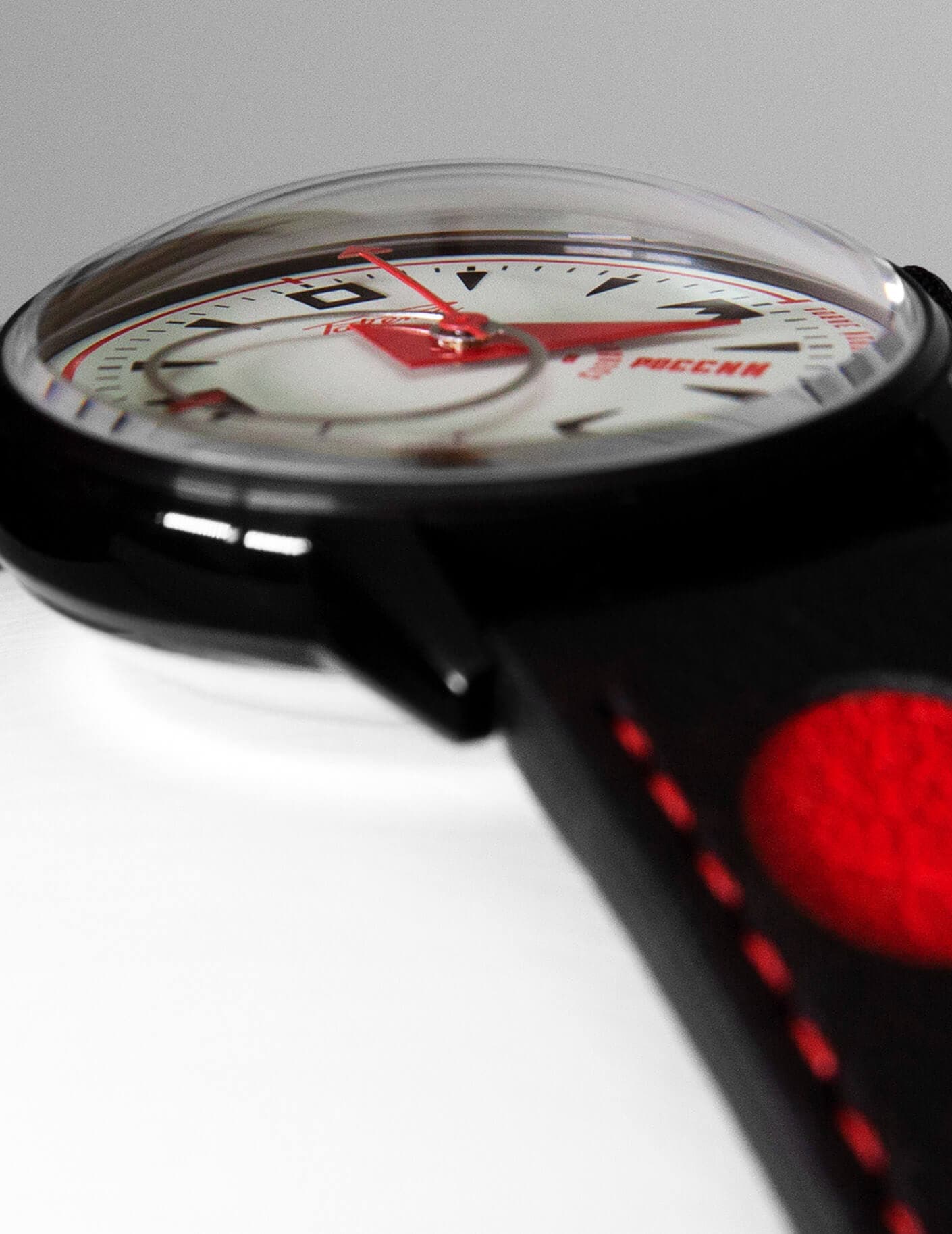 Avant-garde 0279 by Raketa | Time Keeper.