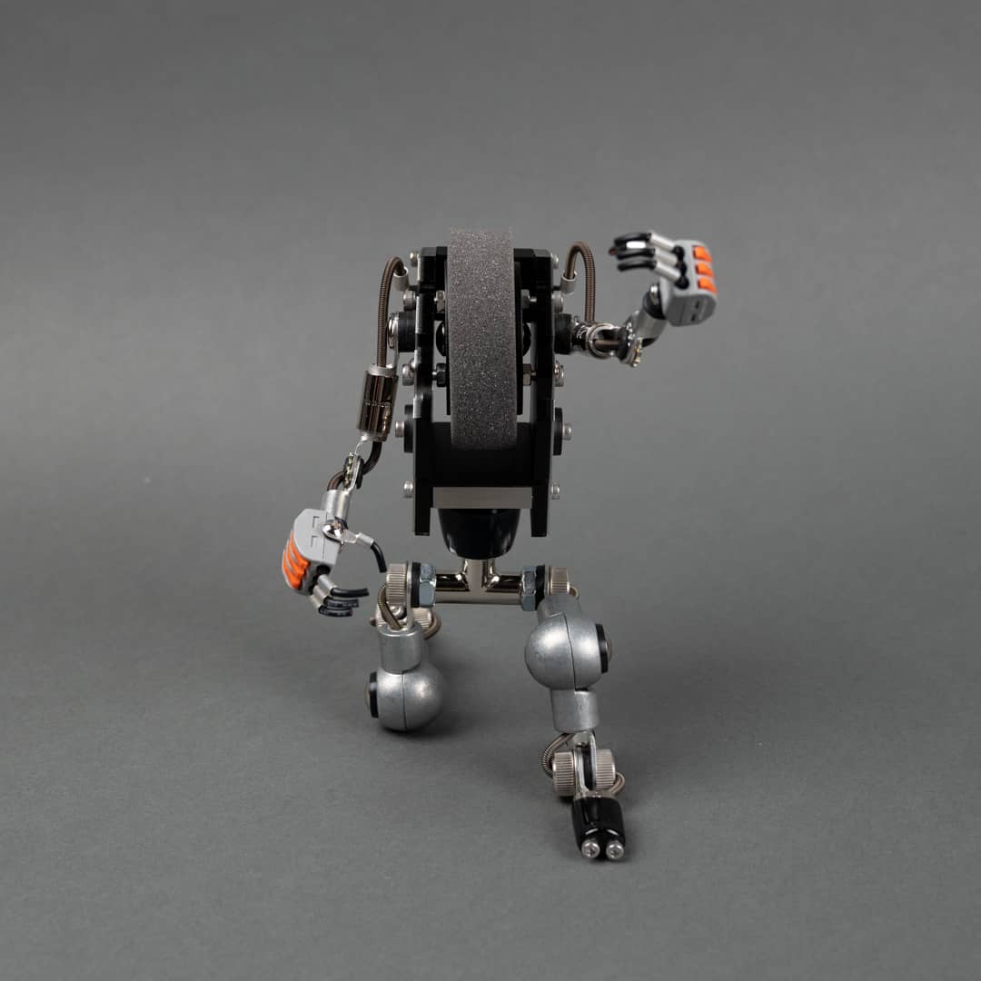 Robot Watch Stand by Time Keeper | Time Keeper.