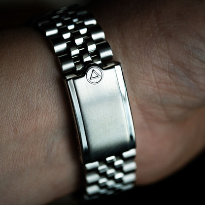 Panton MKII – Black Dial / Heavy Aged