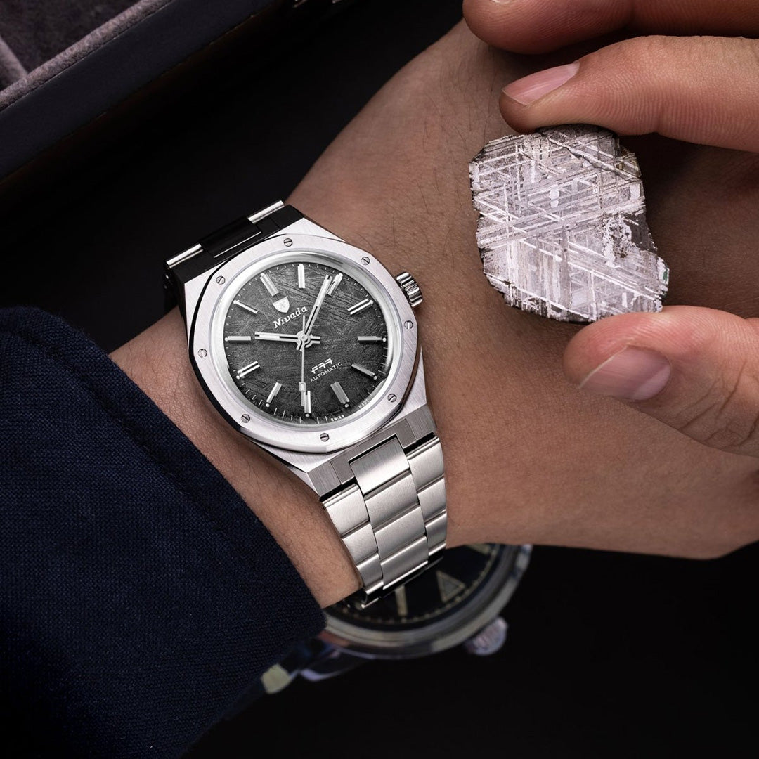 F77 - Météorite - 41mm