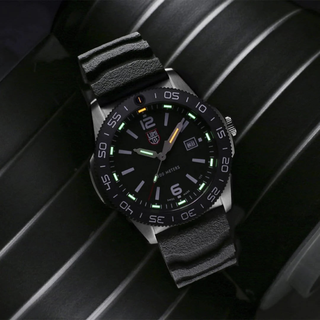 Pacific Diver Sea by  Luminox |  Time Keeper.