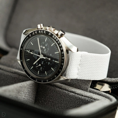 Elastic Loop White by  Delugs Straps |  Time Keeper.