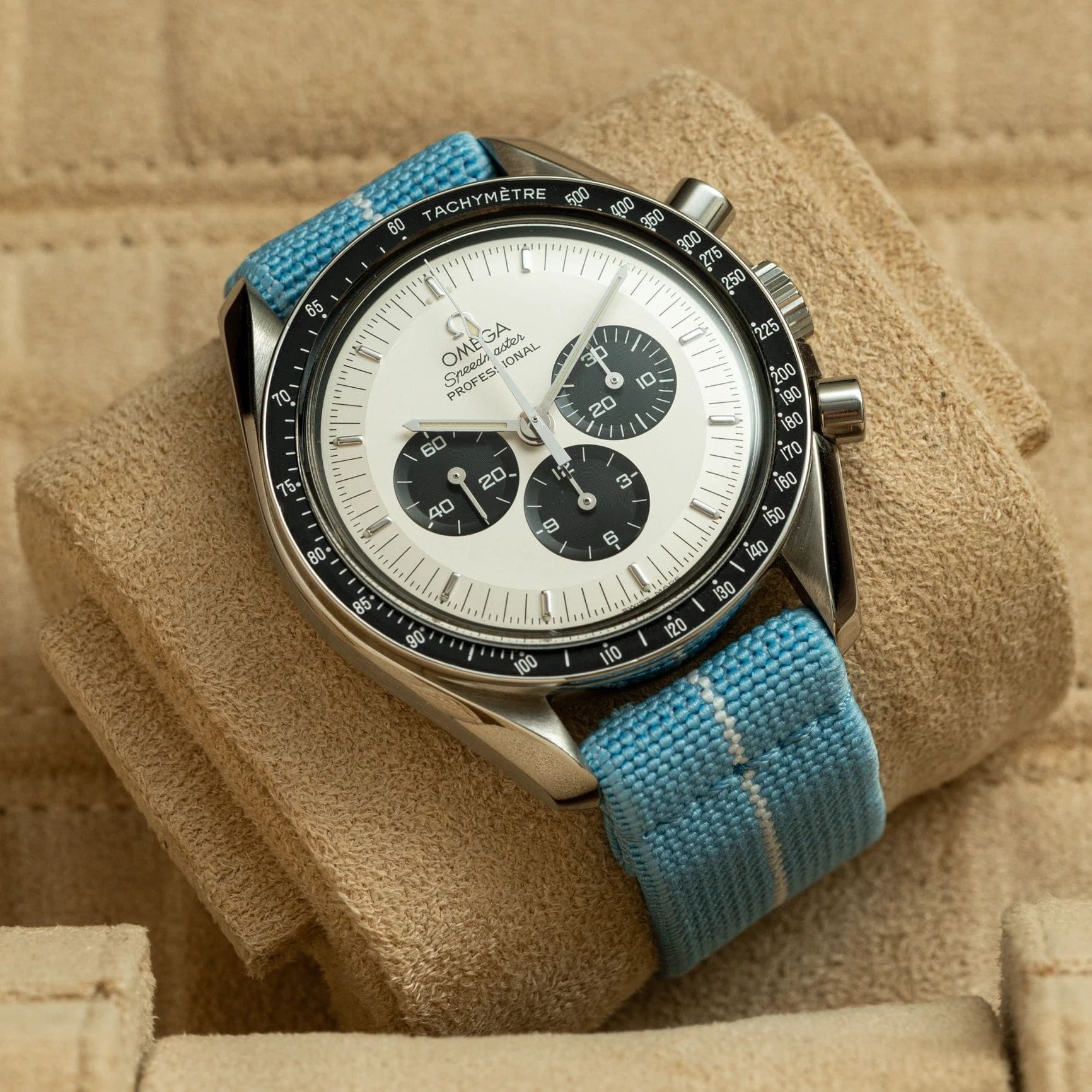 Elastic Loop Light Blue/White by  Delugs Straps |  Time Keeper.
